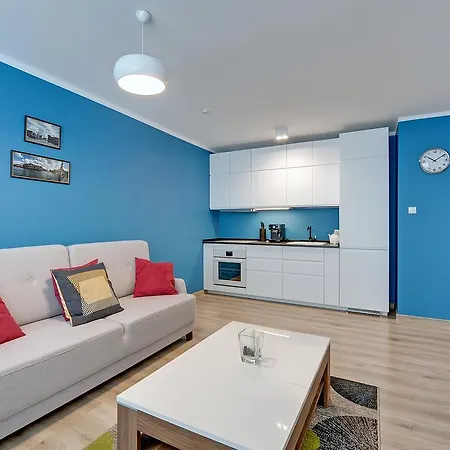 Triapart Chmielna Park 2 * 格但斯克